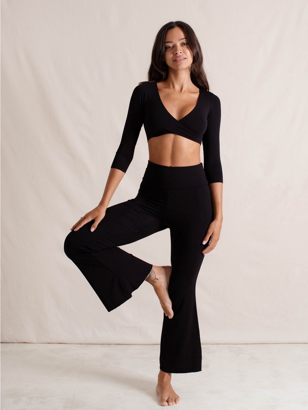 Indigo Luna Agni Flares - black, black fold over flare leggings - Picture 2 of 8